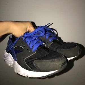 Blue And Black Huaraches